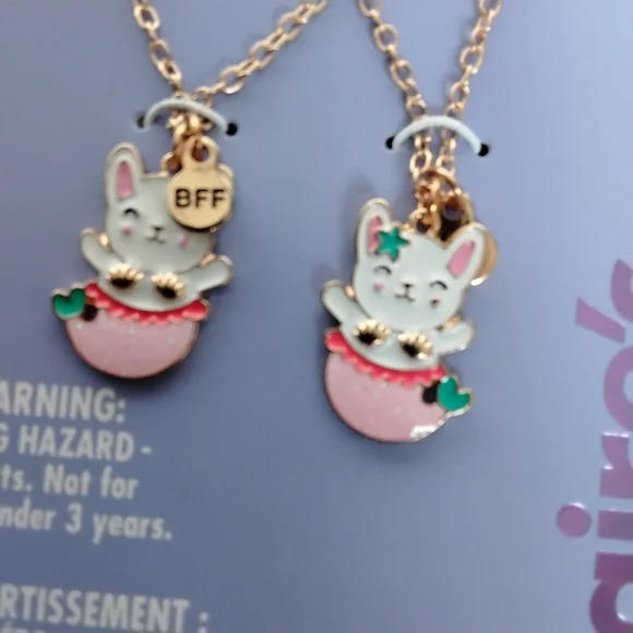 Claire's Pink Mermaid Cat Best Friends Necklace Set 16"-19" Chain - Picture 2 of 6